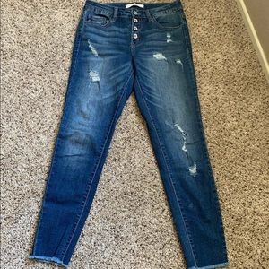 Button Fly Kancan Jeans